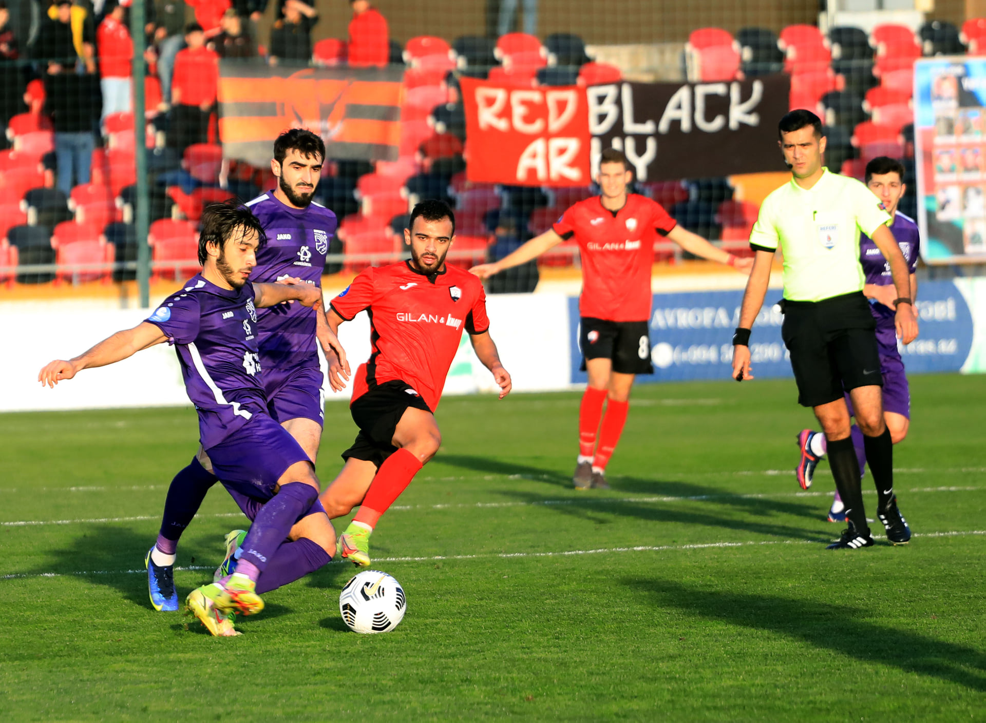 Kasıb “Qəbələ”nin varlı futbolu - Baxşıyev bunlara nə yedizdirib, nə içizdirib?