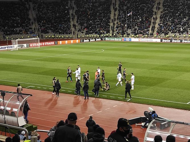 “Qarabağ”ın futbolçusuna “bedro“ atdılar, ara qarışdı