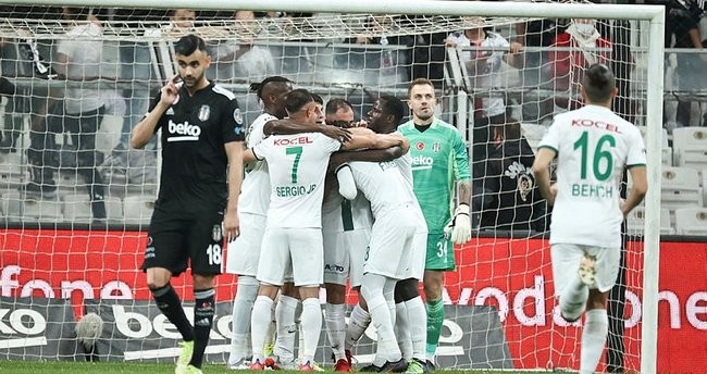 "Beşiktaş" İstanbulda debütanta böyük hesabla uduzdu - VİDEO
