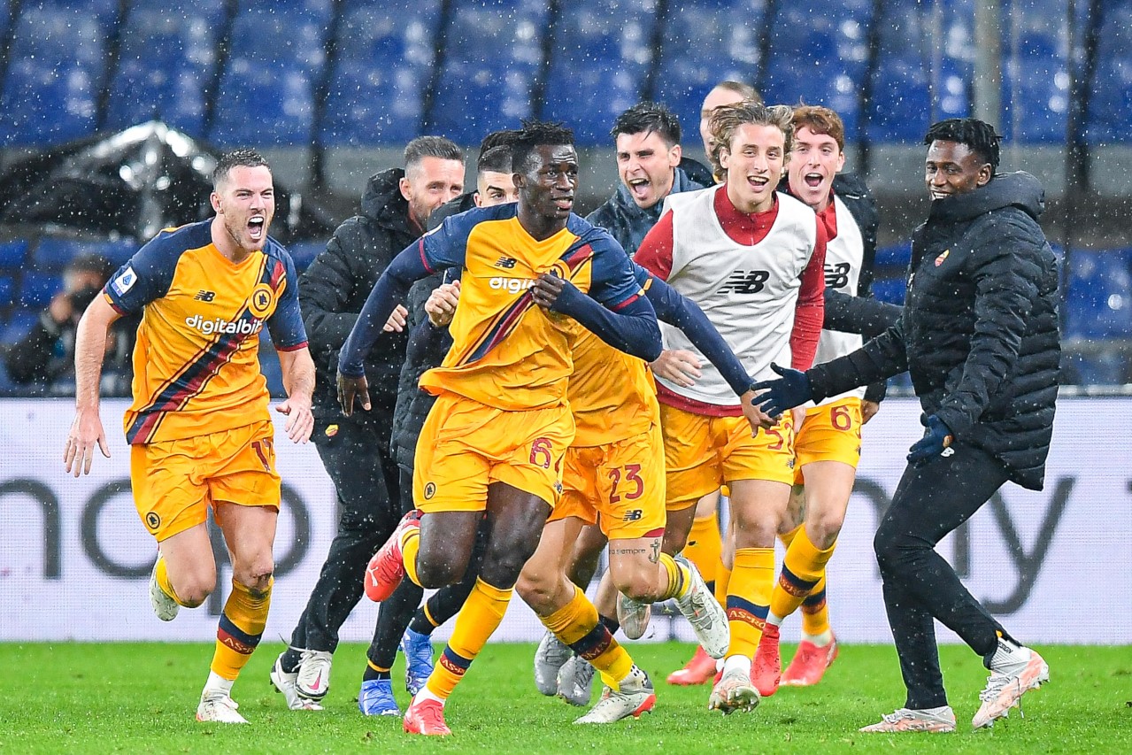 3 futbolçusunun koronavirus testi pozitiv çıxdı - “Roma”nın