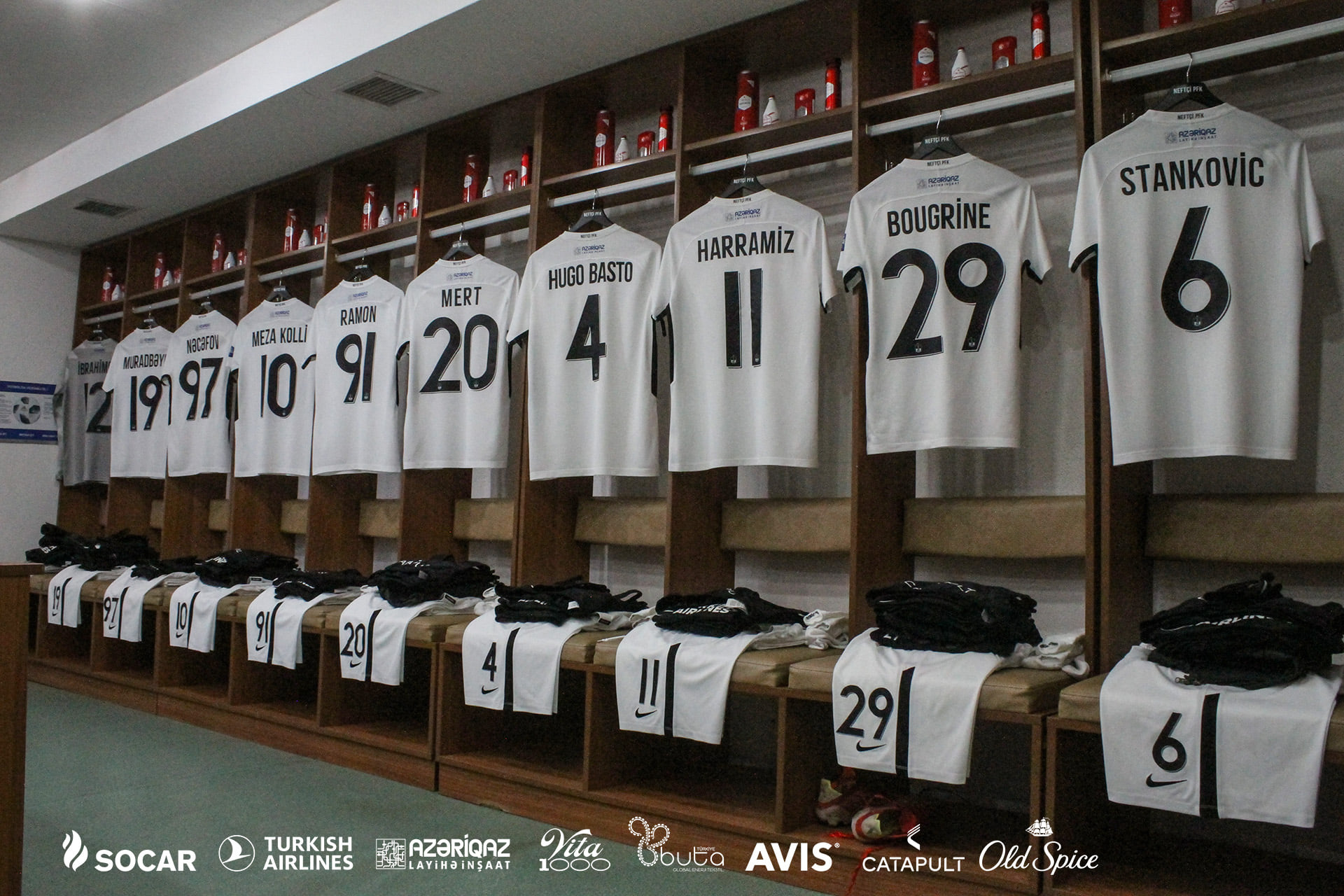 “NEFTÇİ”: Dörd futbolçunun problemi var idi, bu azmış kimi, ikisi də...