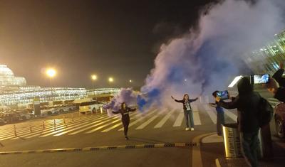 "Qarabağ" Bakıya qayıtdı, Hava Limanı tüstüyə qərq oldu -