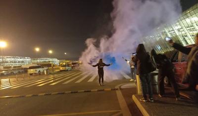 "Qarabağ" Bakıya qayıtdı, Hava Limanı tüstüyə qərq oldu -