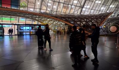 "Qarabağ" Bakıya qayıtdı, Hava Limanı tüstüyə qərq oldu -