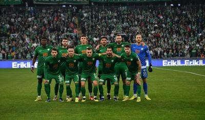 Namiqin "Bursaspor"da üçüncü qolunu vuruğu oyundan