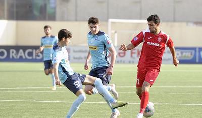 Millinin sabiq qapıçısı Divizionda problem yaşadı -