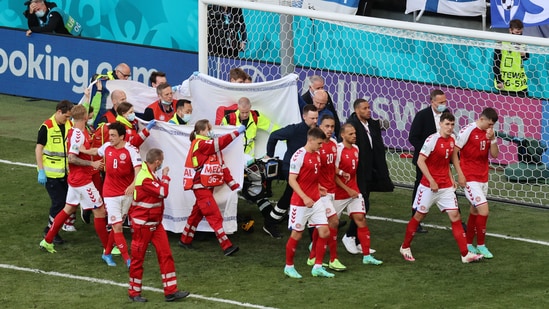 Məşhur futbolçunun həyatını xilas edənlər - "Fair play" və ilin ən yaxşı azarkeşi