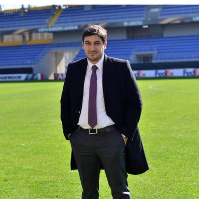 “Əgər Zaur Əzizov onunla əl-ələ versə, “Neftçi“də…“