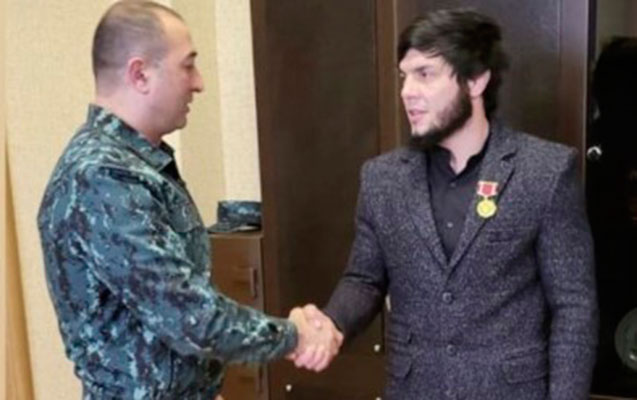 General Musayevə “Cəsur döyüşçü” medalı təqdim etdi – VİDEO+FOTOLAR