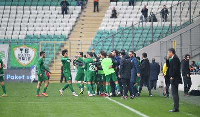 Baxın, Namiq "Bursaspor"a bu cür xidmət edir -