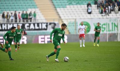 Baxın, Namiq "Bursaspor"a bu cür xidmət edir -