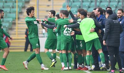 Baxın, Namiq "Bursaspor"a bu cür xidmət edir -