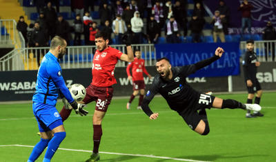 Bir Camal varsa, xal da var…