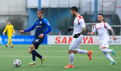 İki Azərbaycan klubunun oyununda yaşanan QALMAQAL -