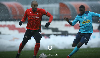 Premyer Liqa futbolçularının qar üzərində rəqsi -