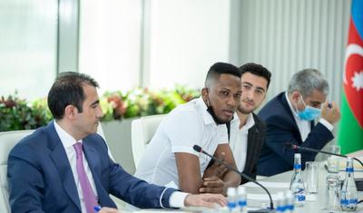 Nazir regionlar və klublarla bağlı tapşırıqlar verdi -