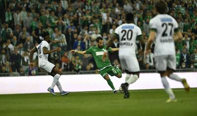 Namiq məhsuldar ötürmə verdi, "Bursaspor" "qara zolaq"dan çıxdı -