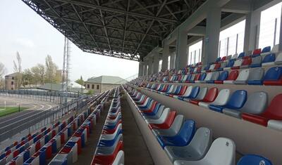Bu rayonda yeni tikilmiş stadionu bir də belə görün -