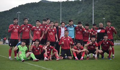 “Qəbələ” 14 cavabsız qolla çempion oldu -