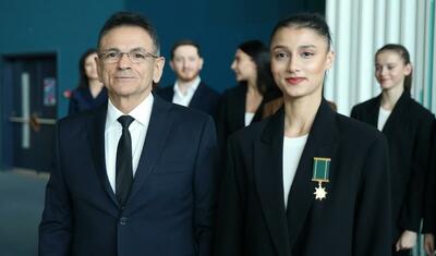 Mədət Quliyev millinin qızlarını təltif etdi, onların suallarını cavablandırdı:
