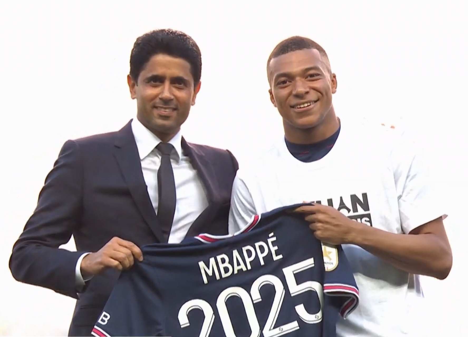 Mbappe PSJ-də qaldı - yeni razılaşmanın müddəti 2025-ci ilin yayına qədər...