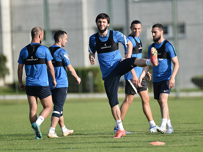 Üç futbolçu Azərbaycan yığmasından kənarlaşdırıldı