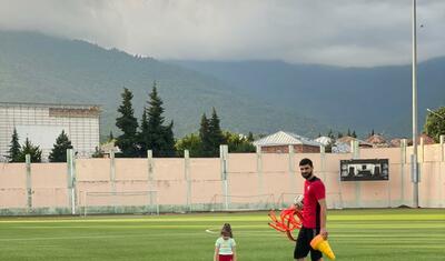 Konfrans Liqasına övladı ilə hazırlaşan "Qəbələ"li kimdir? -