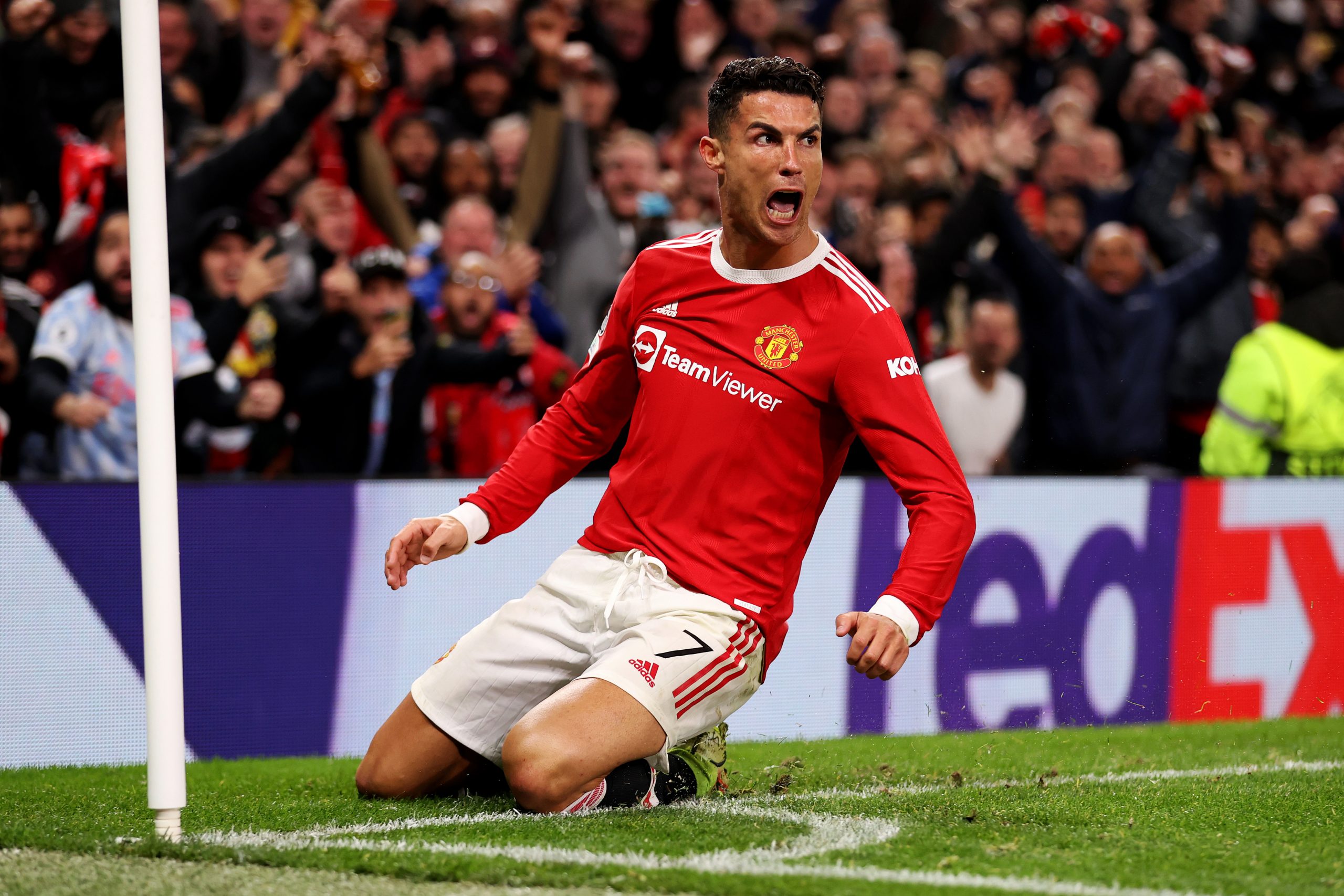 Ronaldo nə üçün tatu etdirmir və saqqal saxlamır?