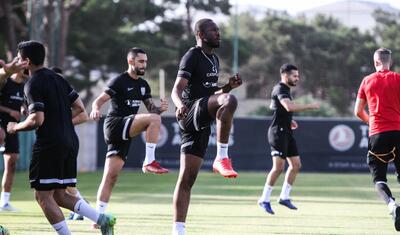 Rumınlar "Neftçi"ni yeni mövsümə necə hazırlayır? -