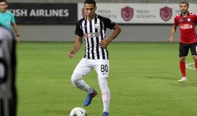 “Neftçi”də XOŞ GÜN: 21 yaşlı futbolçu nişanlandı -