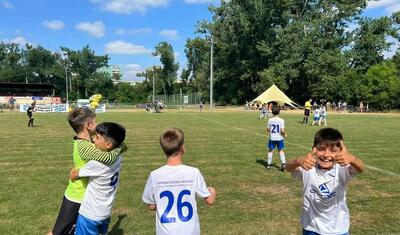 Balaca azərbaycanlı futbolçuların Slovakiyada qələbə sevincini görün -