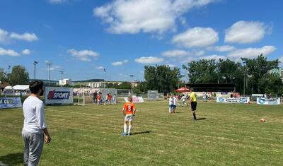 Balaca azərbaycanlı futbolçuların Slovakiyada qələbə sevincini görün -