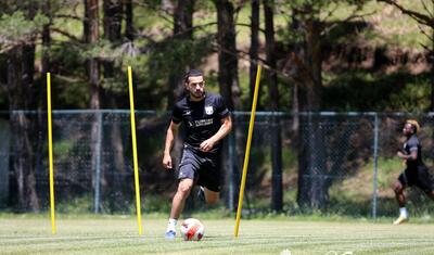Regekampf "Neftçi"də nəyə diqqət yetirir? -