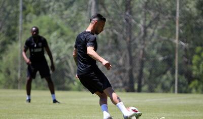 Regekampf "Neftçi"də nəyə diqqət yetirir? -
