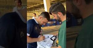 Poznanda “Qarabağ”ın futbolçularına bir nəfər yaxınlaşdı, xahiş etdi ki... VİDEOLAR