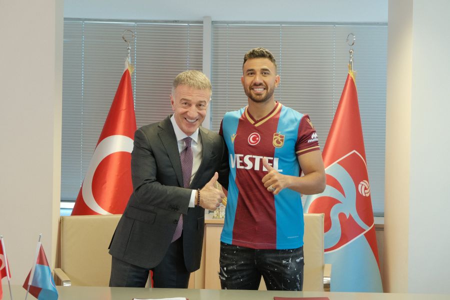 Türkiyə çempionu Misir millisinin yarımmüdafiəçisini aldı