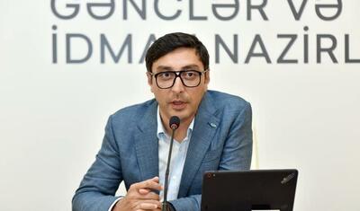 Fərid Qayıbov AFFA-nın baş katibi və veteran futbolçuları qəbul etdi -