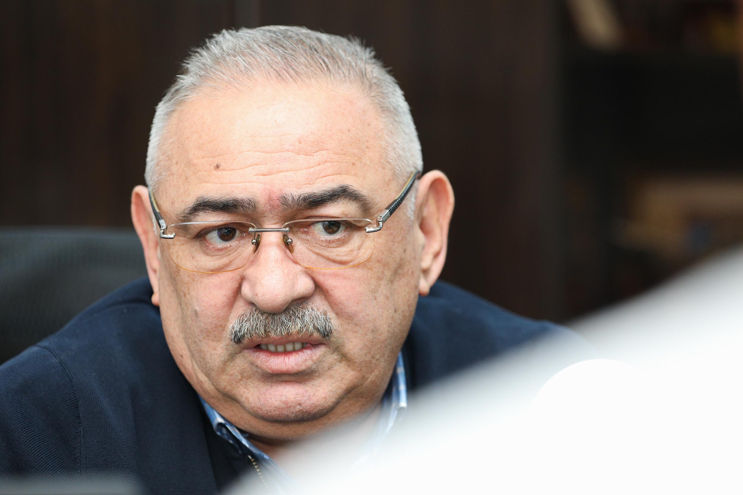 Ramin Musayev tənqid etdi: “Gedənin arxasınca danışmazlar, buna da şükür!”
