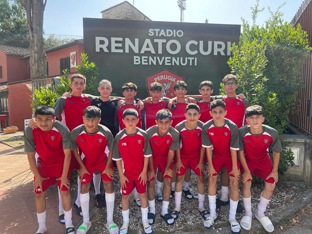 İtaliyalı məşqçilər 2 azərbaycanlı futbolçunu xüsusi istedad qrupuna daxil etdi