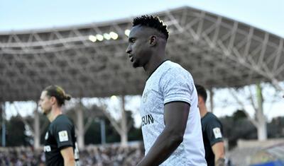 "Qarabağ"ın bir gözü güldü, bir gözü…