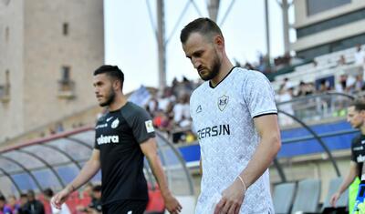 "Qarabağ"ın bir gözü güldü, bir gözü…