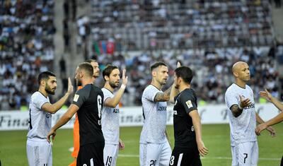 "Qarabağ"ın bir gözü güldü, bir gözü…