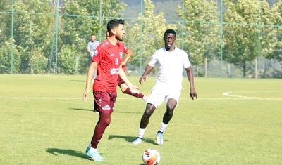 “Başakşehir”li hücumçu “Sumqayıt”ı sevindirdi -