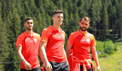 "Sabah"ın futbolçuları, görün, nə edir -