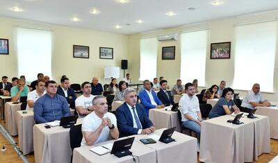 Nazir idman həyatının gündəmi ilə bağlı iclas keçirdi -