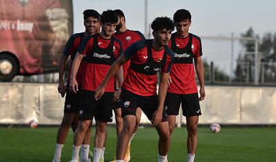 Əyalət klubunun prezidenti futbolçuları tək buraxmadı -