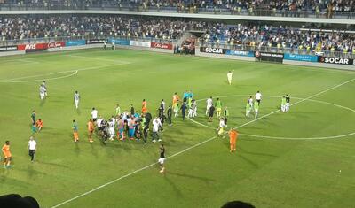 Bakıda "Neftçi"nin futbolçularının üstünə hücum çəkdilər -