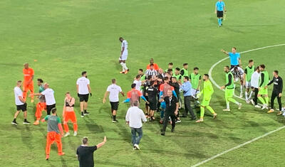 Bakıda "Neftçi"nin futbolçularının üstünə hücum çəkdilər -