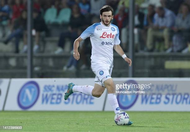"Napoli"nin futbolçusu millimizin formasını geyinmiş atasından danışdı