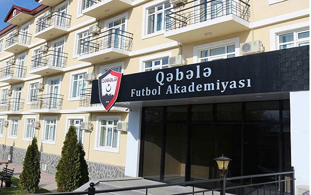 Azərbaycanın ən öndə gedən “futbol ocağı“ dağılır - Yarım milyona görə